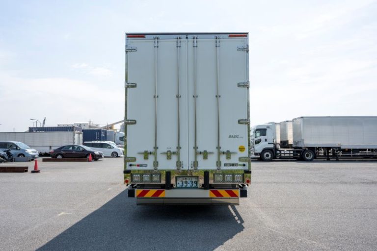 10w03-768x512